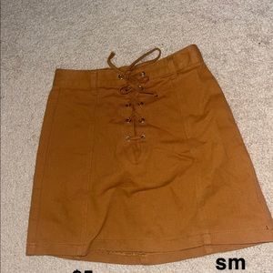 Tan- zip-up mini skirt